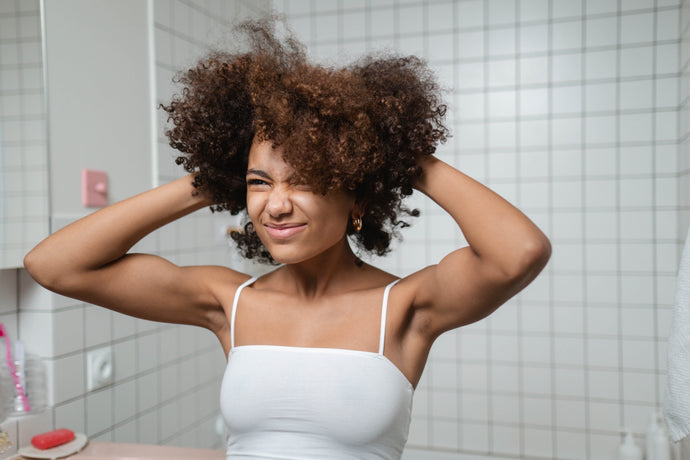 8 Ways to Refresh Curly Hair!